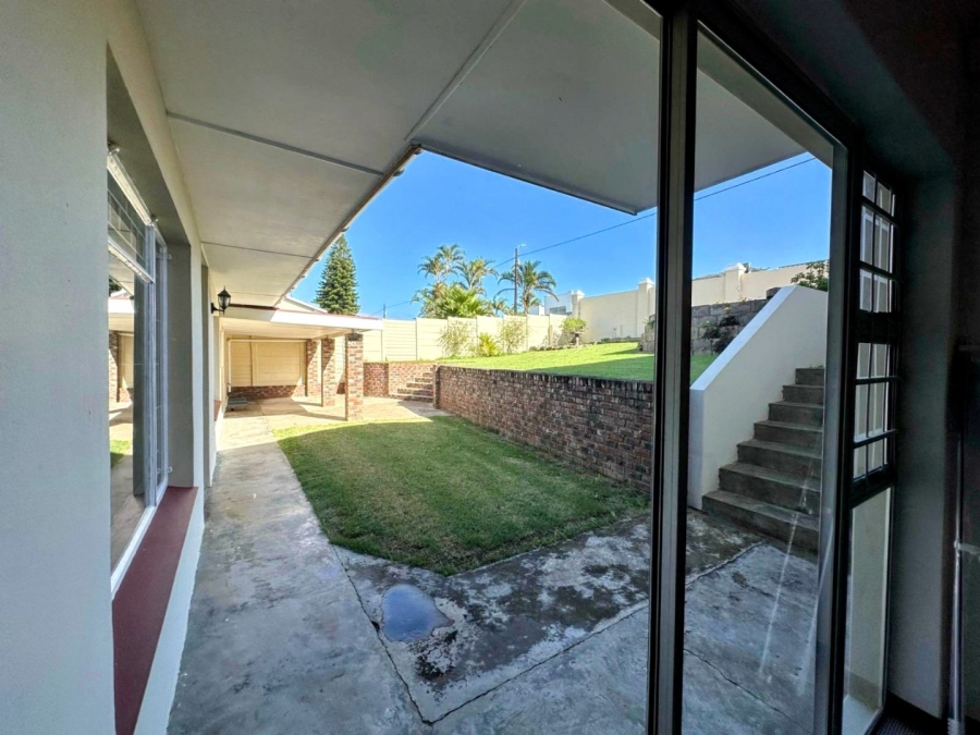4 Bedroom Property for Sale in Gonubie Eastern Cape